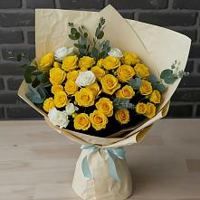 Букет цветов из:  Розы в Куликовых Копанях