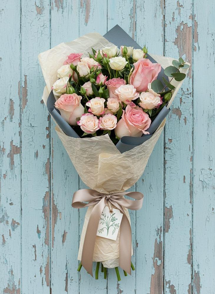 Букет цветов из: Розы в Куликовых Копанях