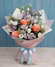 Букет цветов из:  Лизиантусы, Розы, Альстромерии и Гипсофила в Куликовых Копанях