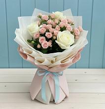 Букет цветов из:  Розы в Куликовых Копанях