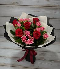 Букет цветов из:  Розы в Куликовых Копанях