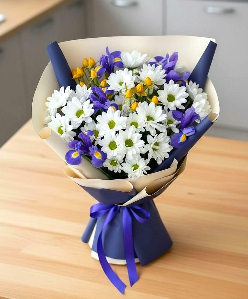 Букет цветов из: Розы, Ирисы и Хризантемы в Куликовых Копанях