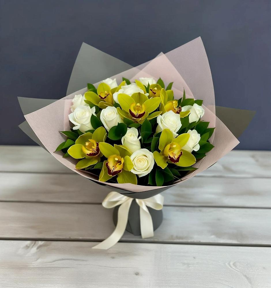 Букет цветов из: Орхидеи и Розы в Куликовых Копанях