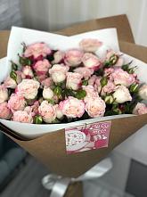 Букет цветов из:  Розы в Куликовых Копанях