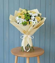 Букет цветов из:  Хризантемы и Розы в Куликовых Копанях