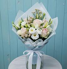 Букет цветов из:  Розы и Лизиантусы #REPLACE_PRED# Куликовых Копанях