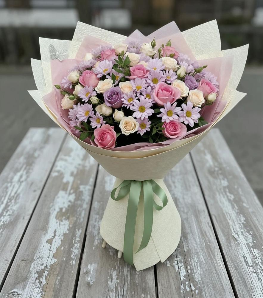 Букет цветов из: Розы и Хризантемы в Куликовых Копанях